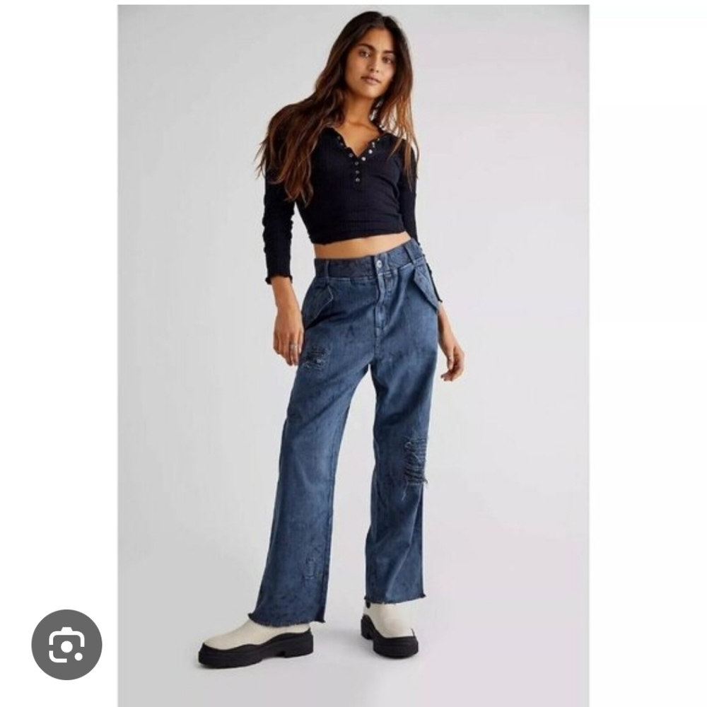Wide-Leg Distressed Denim Pants - Dark Blue